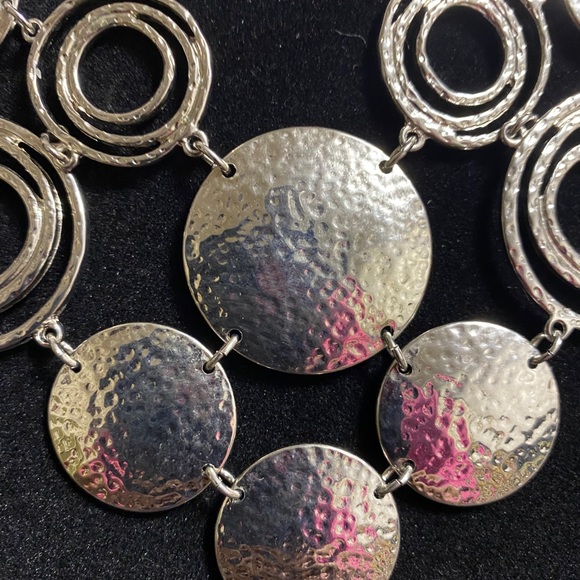 Foxy Mama! - Picture 5 of 9